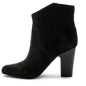 Boots Vince Camuto